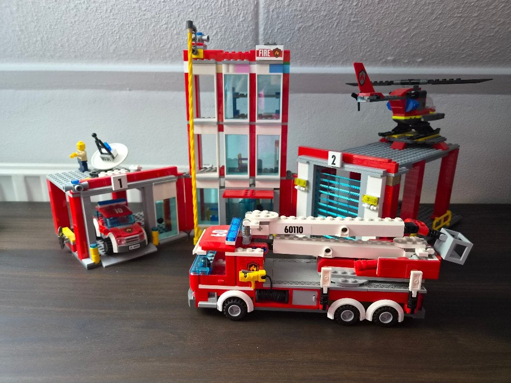 Lego brandweerkazerne, Ophalen, Zo goed als nieuw, Lego