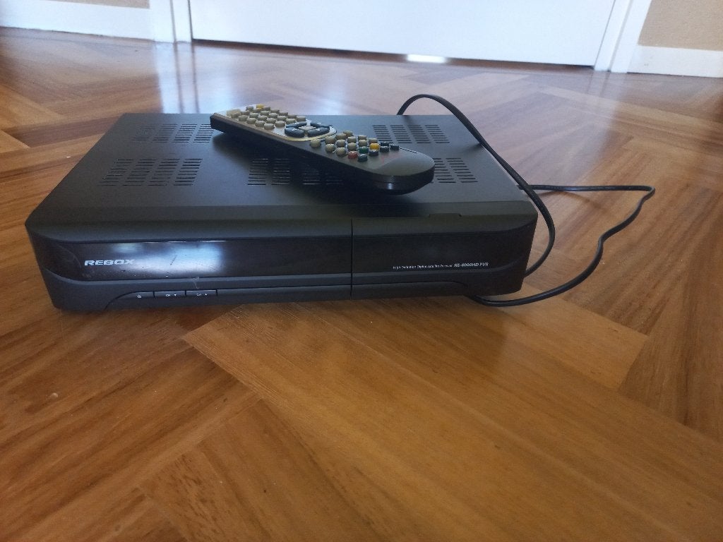 Sateliet TV ontvanger, Ophalen, Gebruikt, (Schotel)antenne-accessoires, Overige merken
