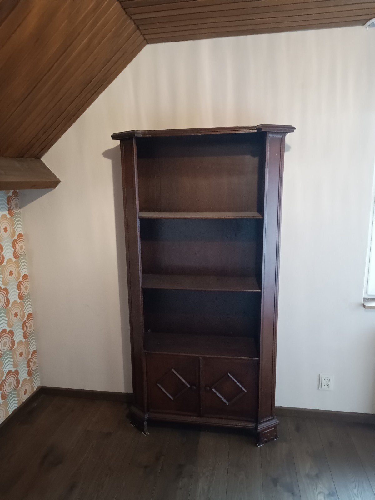 kast, Ophalen