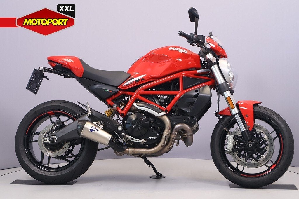 Ducati MONSTER 797+ 35KW (bj 2020), Motoren, Motoren | Ducati, Ducati North Europe B.V., Bedrijf, Naked bike, Maanweg 174
2516 AB  Den Haag, NL