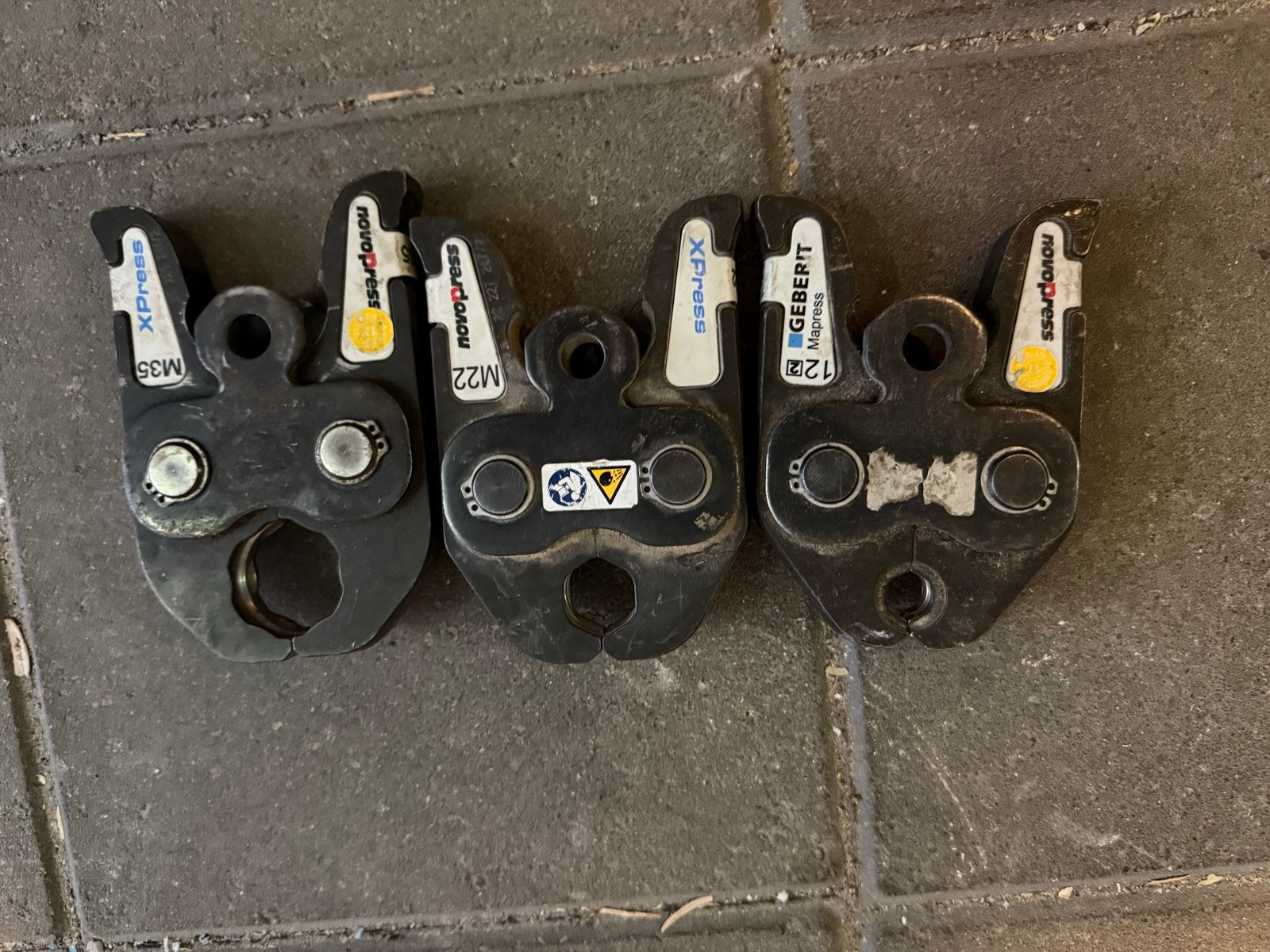 Persbekken Novopress XPress M22, M35 en Geberit 12, Verzenden, Gebruikt, Tang, Overige merken