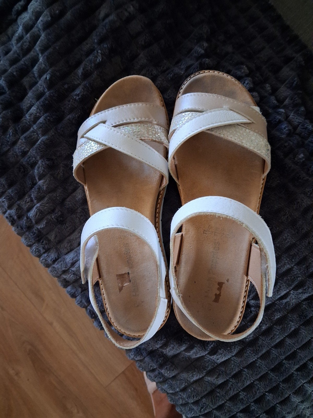 sandalen hush puppies maat 39, Ophalen, Zo goed als nieuw, Sandalen of Muiltjes