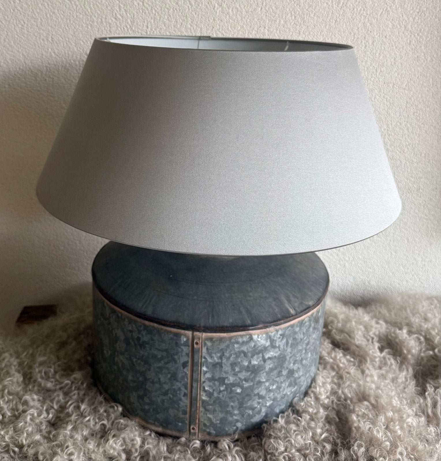 Unieke Vintage Tafellamp van Oude Melkbus, Vintage, Ophalen of Verzenden, Zo goed als nieuw, Metaal