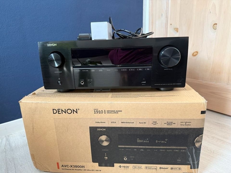 Denon AVC-X3800H AV-receiver in nette staat