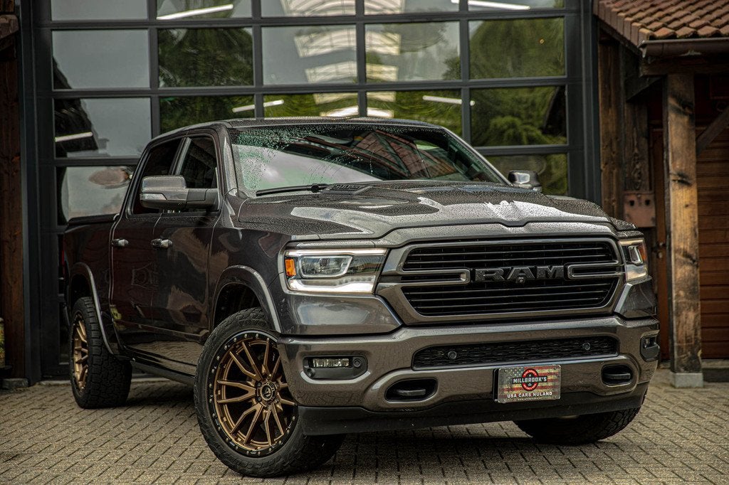 Dodge Ram 1500 5.7 V8 4x4 Crew Cab 5'7 Laramie Level 2 | luc, Auto's, Automaat, Gebruikt, 5654 cc, 402 pk