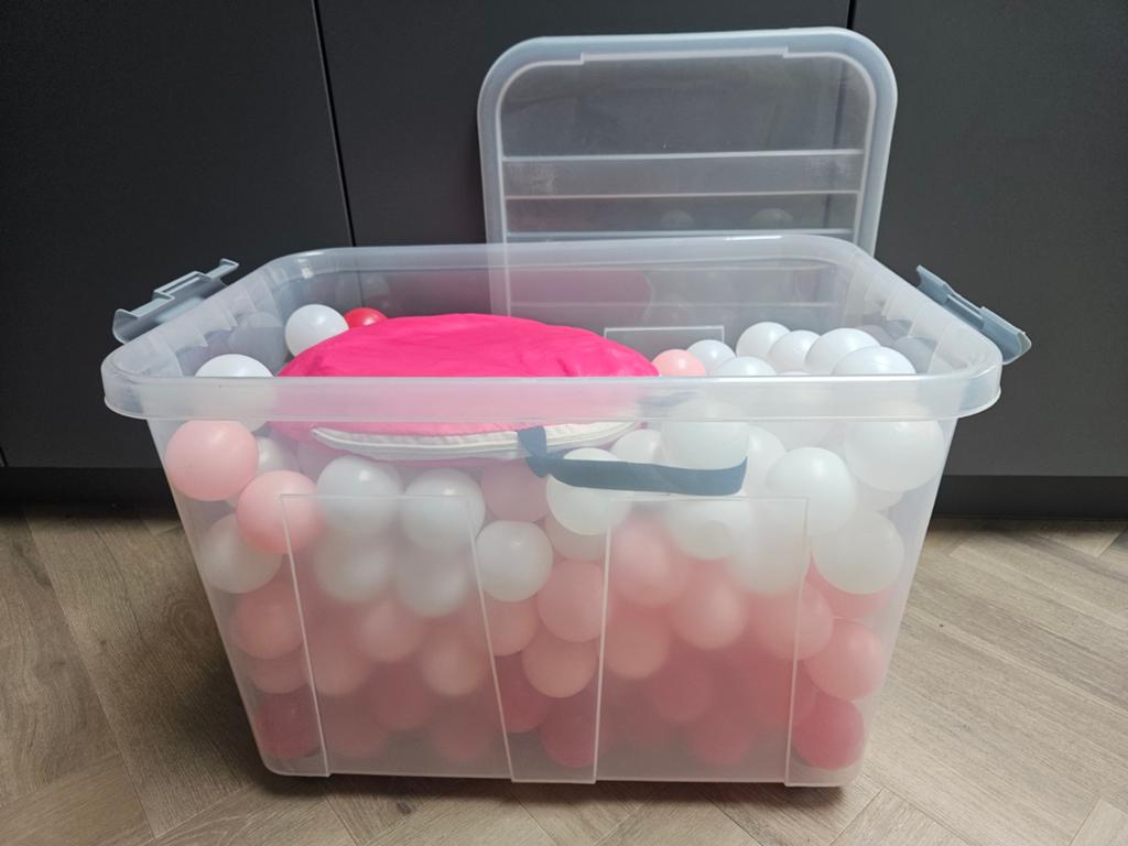 Speeltent met ballen, Ophalen, Gebruikt