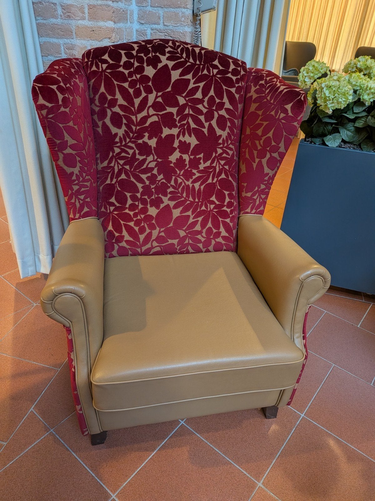 Twee senioren fauteuils, Ophalen, Gebruikt, 75 tot 100 cm, 50 tot 75 cm