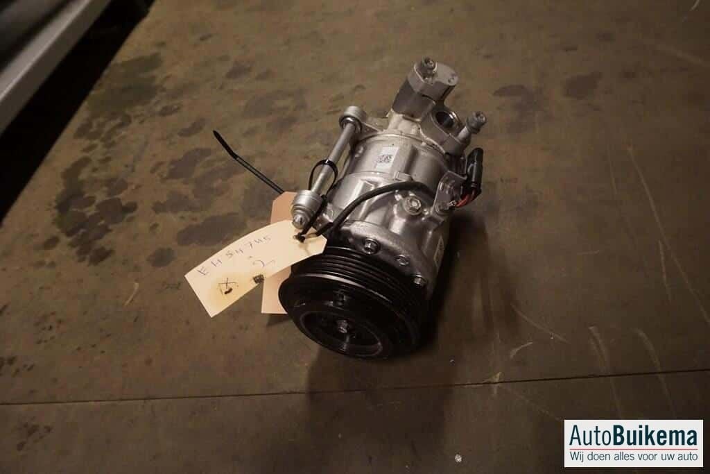 Origineel BMW X1  F48 aircopomp/ compressor, Gebruikt, -, -, Ophalen of Verzenden