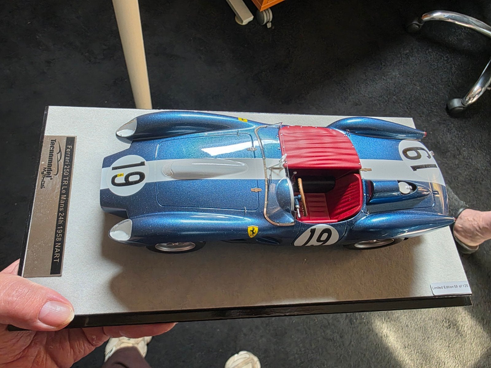 Prachtige Model Auto Ferrari 250 TR Le Mans, Ophalen of Verzenden