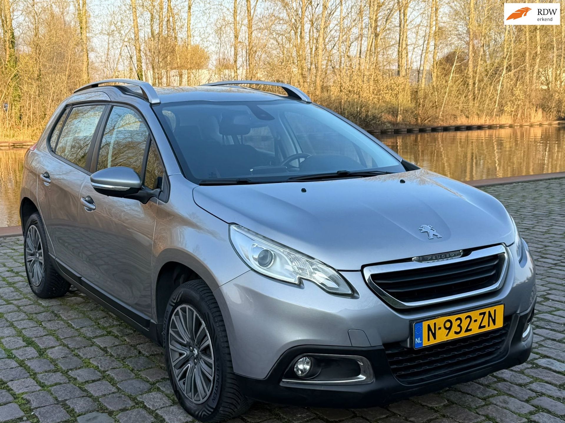 Peugeot 2008 1.2 PureTech Active 1e eigenaar dealer onderhou, Auto's, Voorwielaandrijving, Dealer onderhouden, Gebruikt, Euro 6