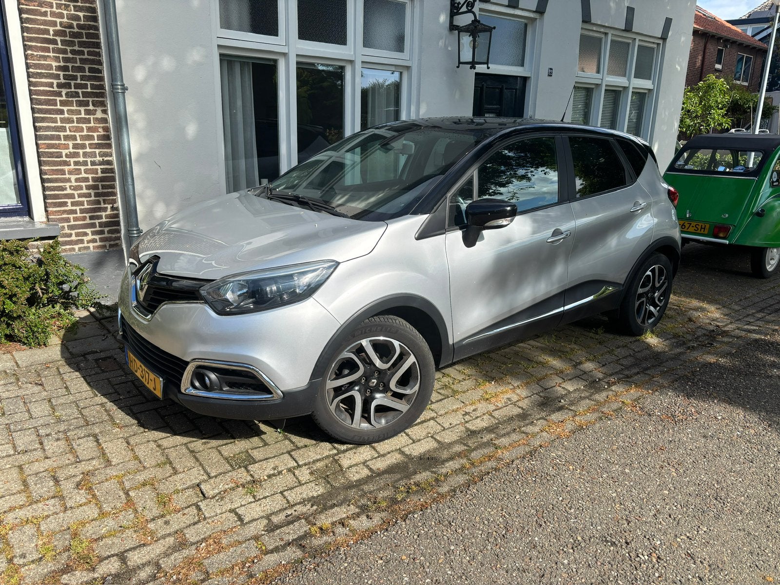 Renault Captur 0.9 TCE 90 2014 Grijs, Voorwielaandrijving, 898 cc, Stof, Zwart