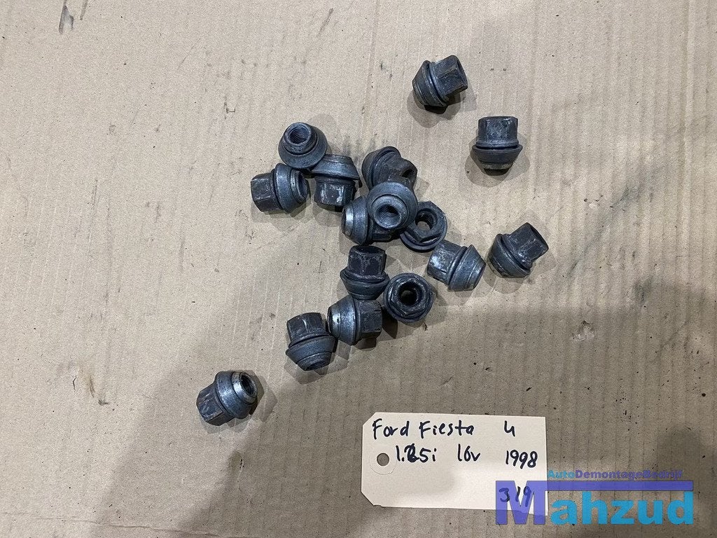 FORD FIESTA 4 wielmoeren wielbouten set 1995-2003, Gebruikt, Info@ford.com, Ophalen of Verzenden, Ford