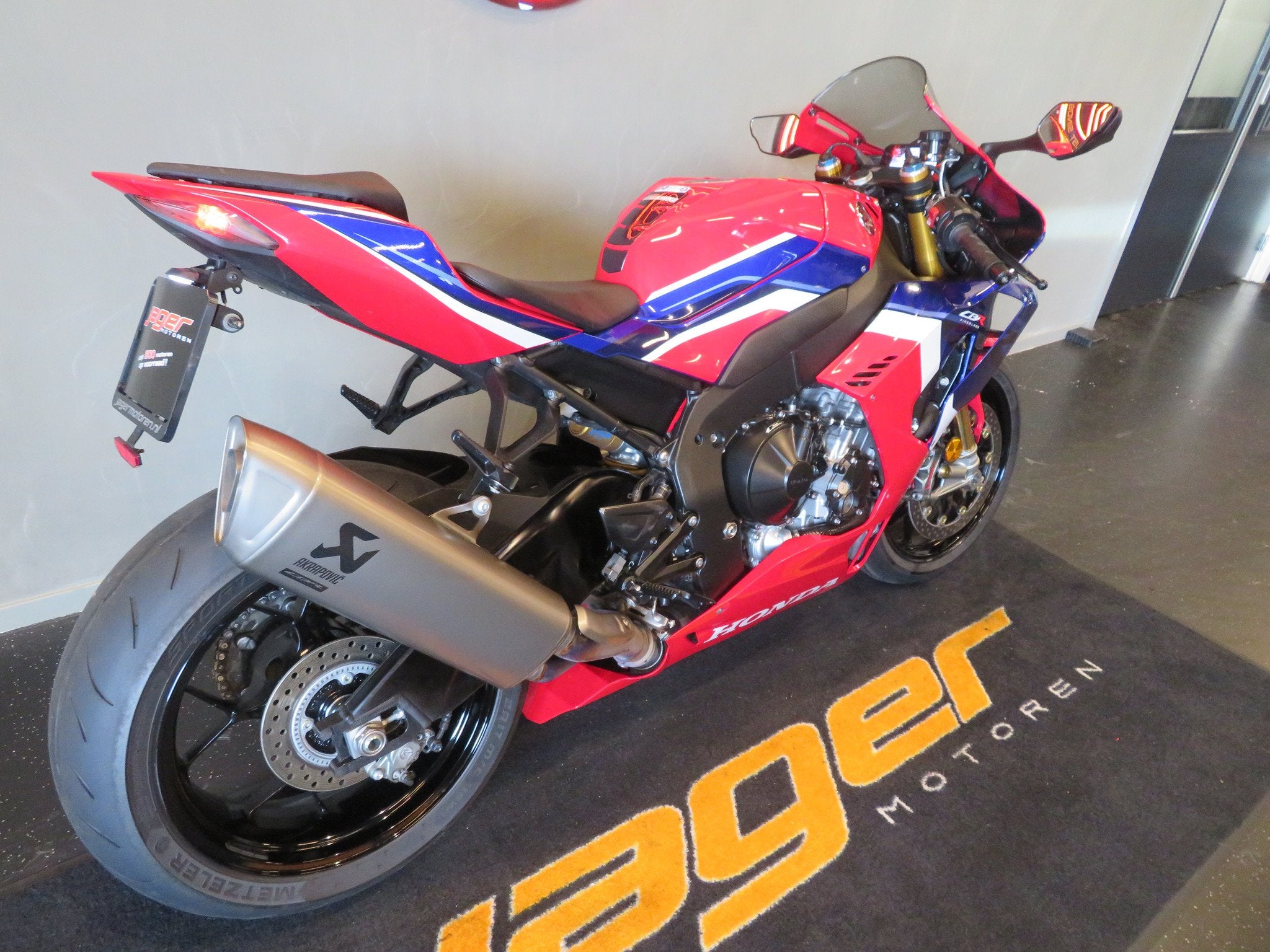 Honda CBR 1000 RR RR-R FIREBLADE SP PERFECT!, Bedrijf, Super Sport, 1000 cc