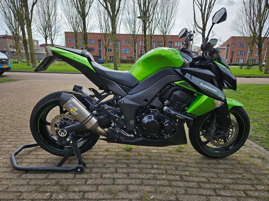 Kawasaki Z1000 ABS uit 2011, Motoren, Motoren | Kawasaki, 4 cilinders, Motorrijbewijs A, Particulier, Sportuitlaat