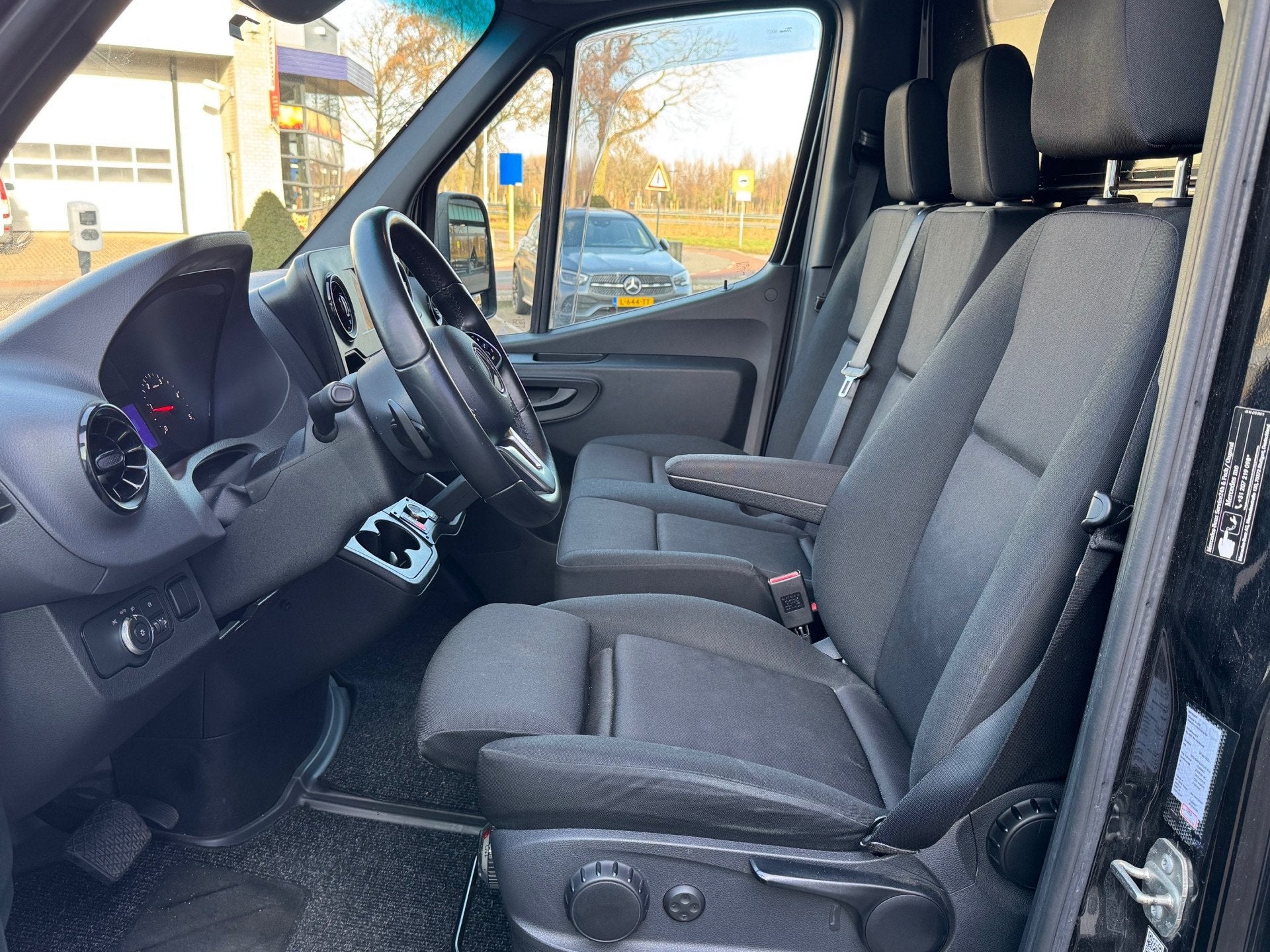 Mercedes-Benz Sprinter 319 CDI Gesloten Clixtar Oplegger 630, Automaat, 12 maanden, Gebruikt, Zwart