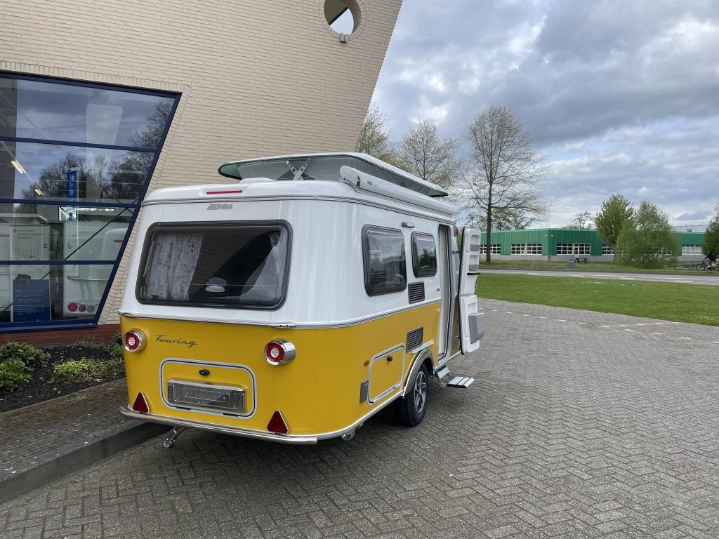 Eriba Touring 430 Nugget gold edition, 4 tot 5 meter, Eriba, Schokbreker, Dwarsbed