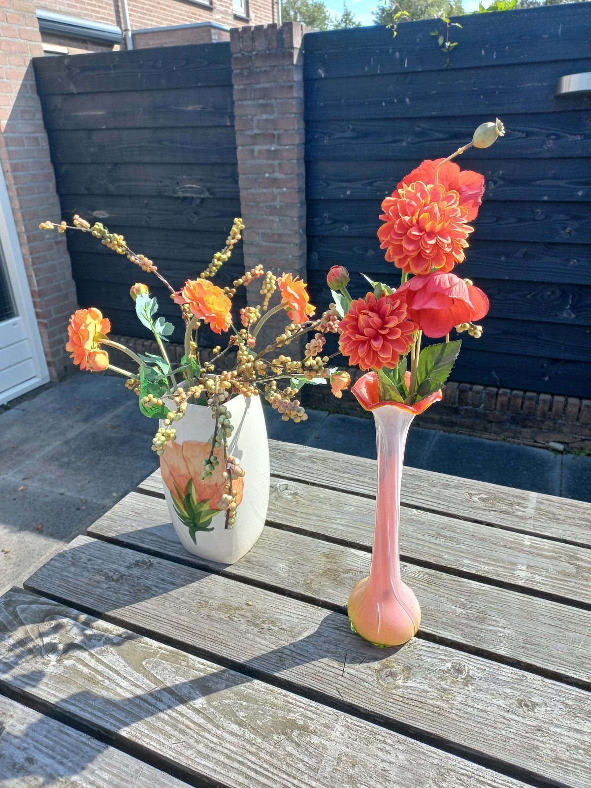 2 mooie bloemvazen waarvan één  Murano vaas (40cm), Meerkleurig, Ophalen of Verzenden, Handgemaakt, Glas