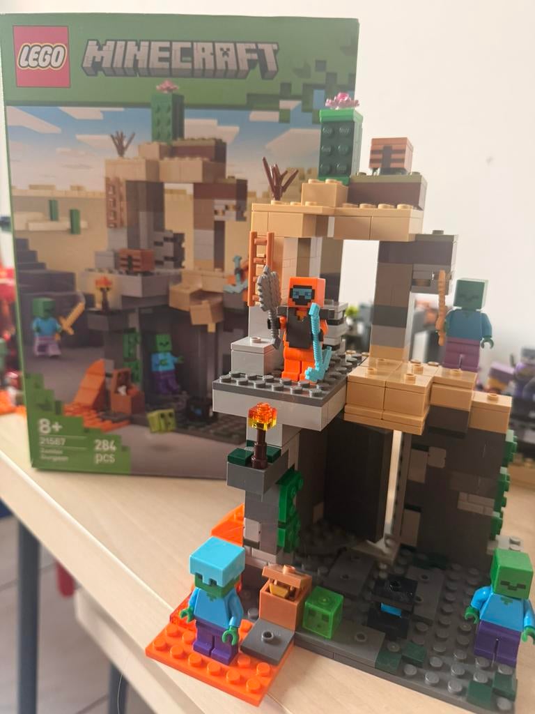 Minecraft lego 21587, Ophalen of Verzenden, Zo goed als nieuw