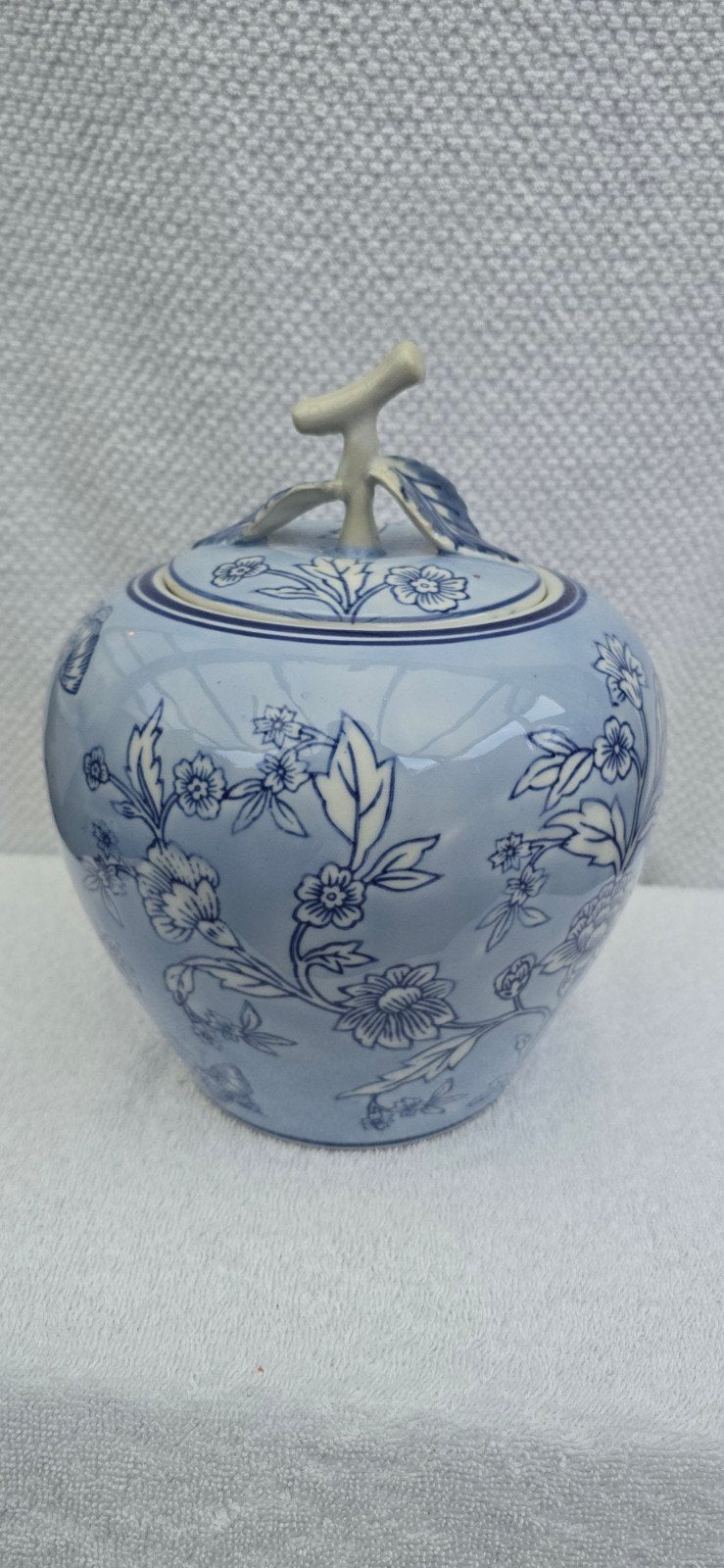 Riverdale Pot met Deksel - Blauw/Wit Bloemenpatroon, Rond, Pot of Kruik, Ophalen of Verzenden, Zo goed als nieuw