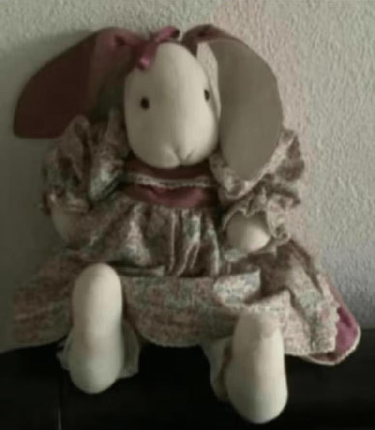Stoffen handgemaakte paashaas, haas Pasen; 32 cm, Diversen, Pasen, Zo goed als nieuw, Ophalen of Verzenden