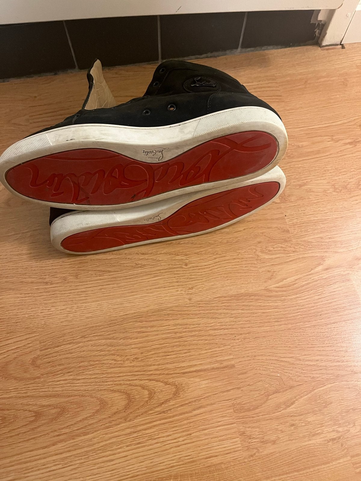 Christian Louboutin sneakers - Maat 42, Ophalen of Verzenden, Gedragen, Zwart, Sneakers of Gympen