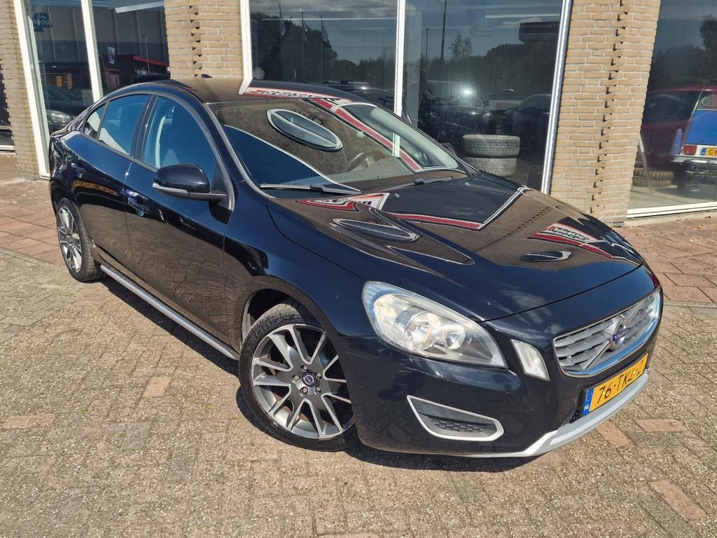 Volvo S60 1.6 DRIVe Business - Navi - Clima - Cruise -, Auto's, Voorwielaandrijving, Stof, Gebruikt, Zwart