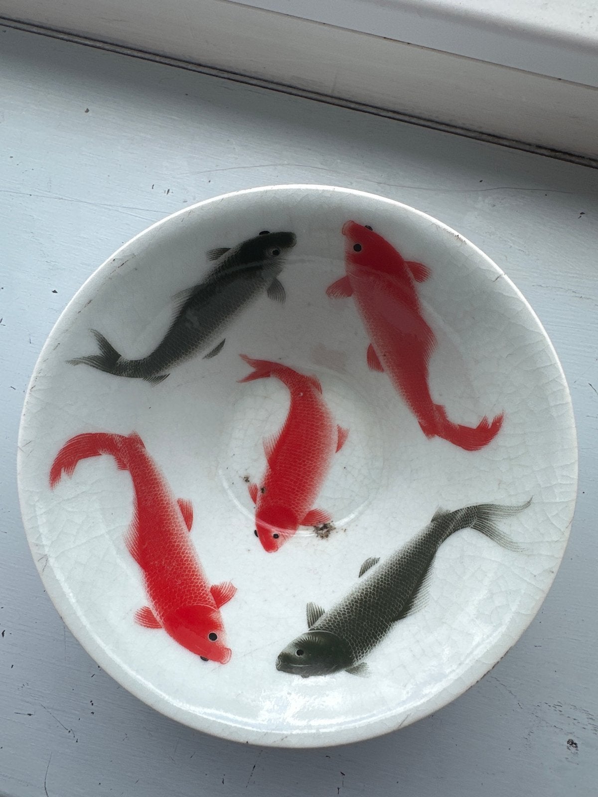 Antieke Chinese kom met vissen decoratie, Ophalen of Verzenden