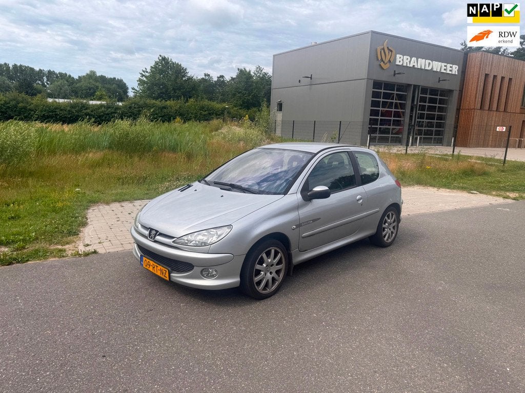 Peugeot 206 1.6-16V Quiksilver Clima.Clima, Auto's, Peugeot, Bedrijf, Te koop, ABS, Airbags, Airconditioning, Boordcomputer, Centrale vergrendeling