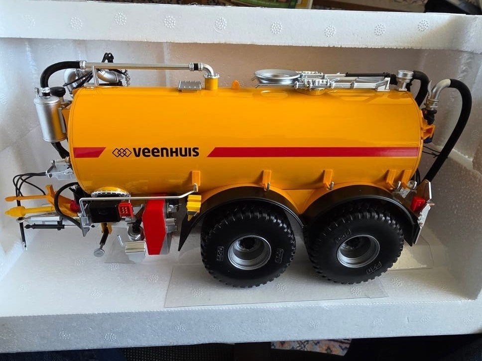 Veenhuis Profiline 2-axle giertank   UH, Hobby en Vrije tijd, Ophalen of Verzenden, Nieuw, Overige typen, Overige merken
