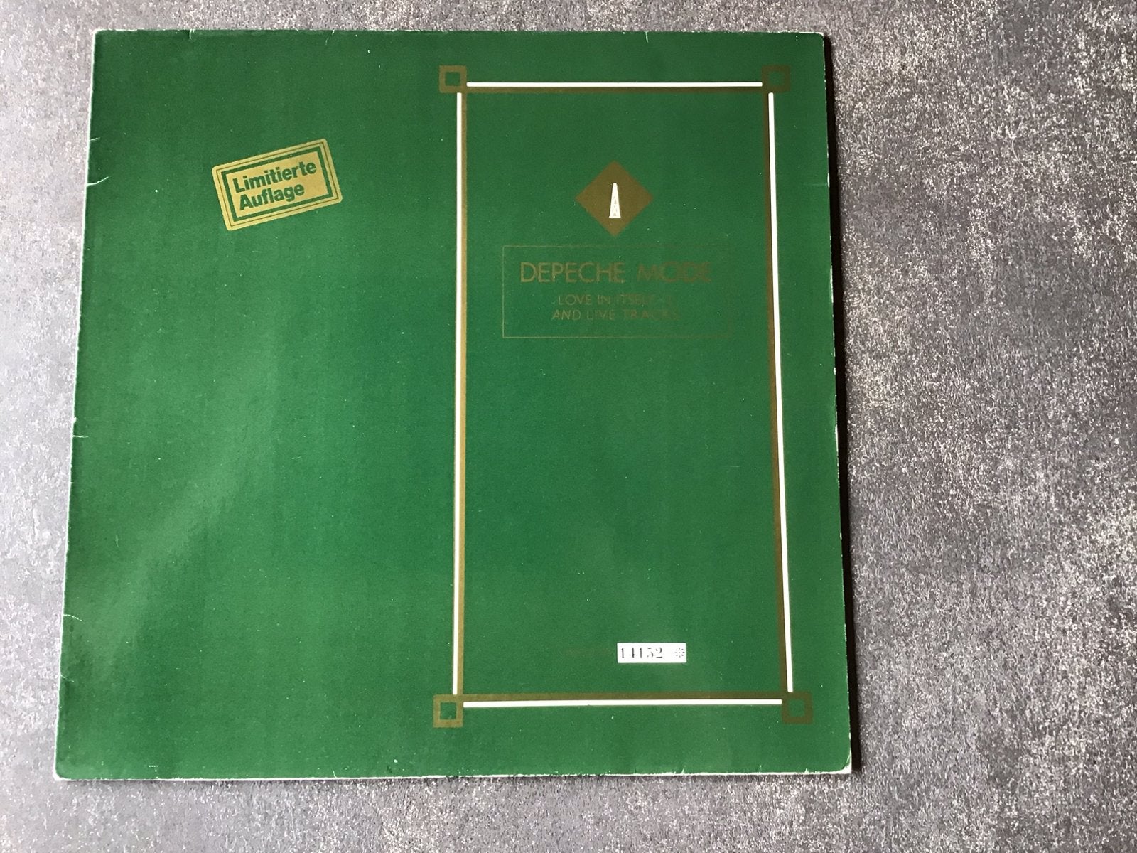 Depeche Mode - love in itself 2 & live tracks - 12” maxi, Gebruikt, Pop, Ophalen of Verzenden, 12 inch