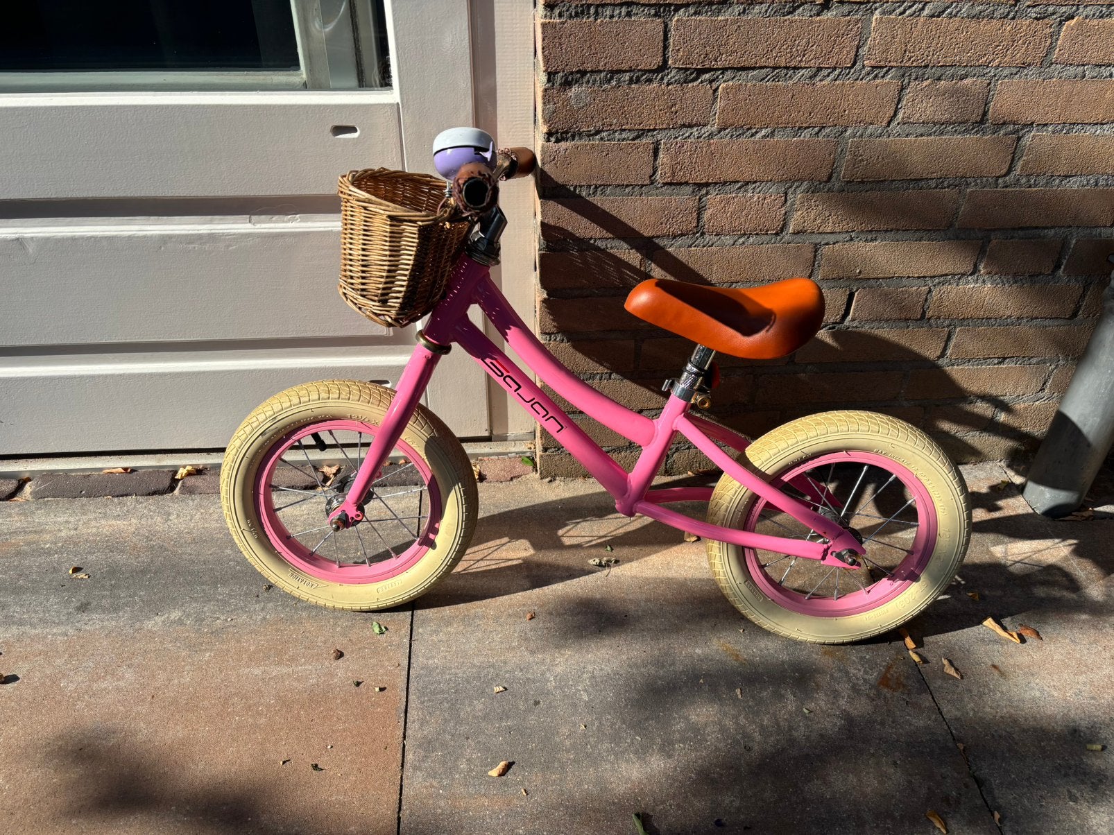 Roze meiden loopfiets 12 inch wielen, Ophalen, Zo goed als nieuw, Minder dan 16 inch