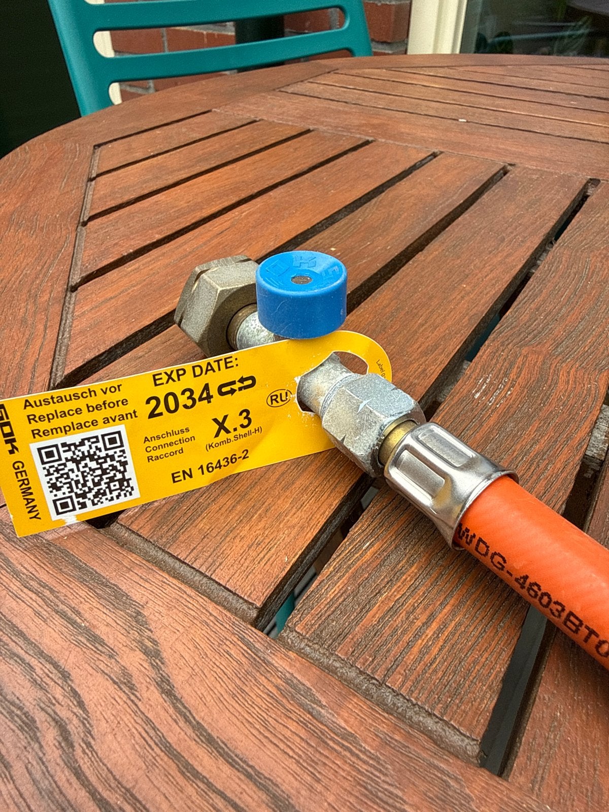 Gasslang met regelaar voor gasfles -, Ophalen, Gebruikt