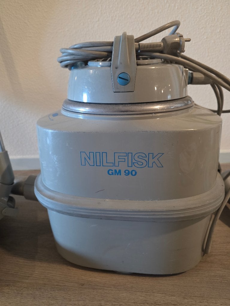 Stofzuiger Nilfisk GM 90, Overige merken, Gebruikt, Industriële stofzuiger, Geschikt voor harde vloeren