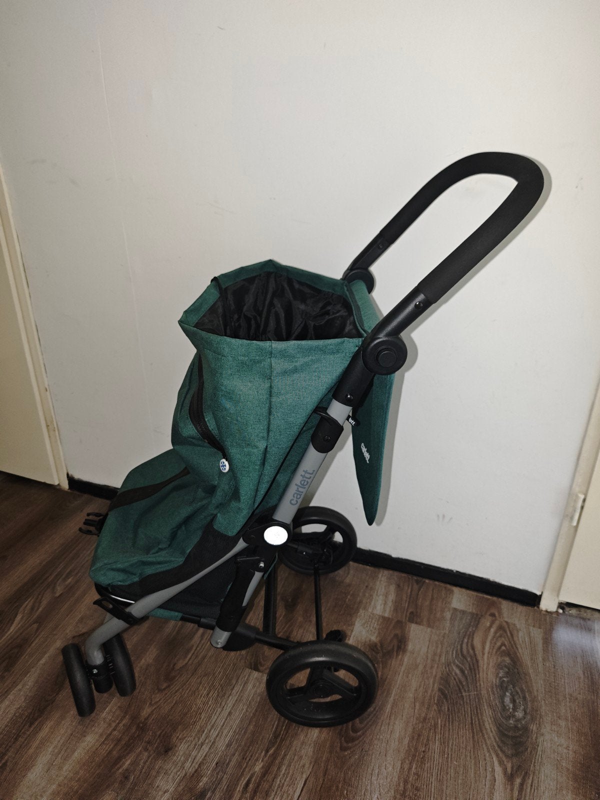 Carlett Trolley, Ophalen