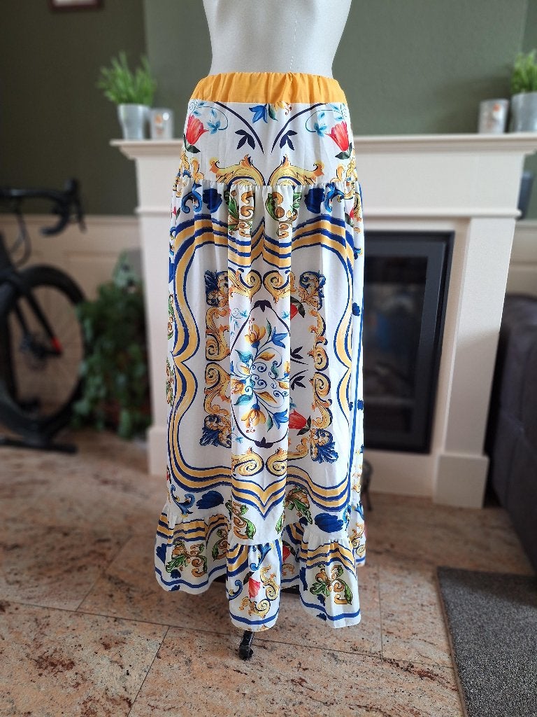 Made in Italy schitterende lange rok 36 38, Maat 38/40 (M), Made in Italy, Zo goed als nieuw, Onder de knie