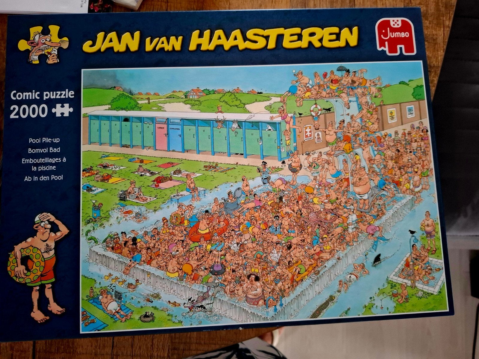 Jan van Haasteren - Pool Pile-up - 2000 stukjes, Ophalen of Verzenden, Meer dan 1500 stukjes, Zo goed als nieuw, Legpuzzel