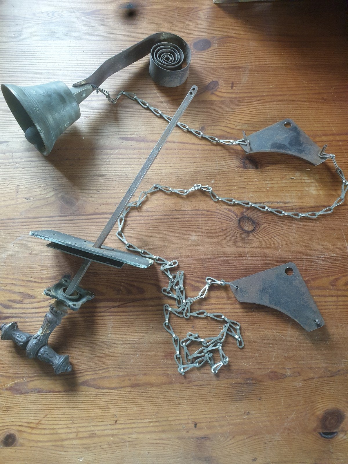 Antieke deurbel met mechanisme en ketting, Antiek en Kunst, Ophalen of Verzenden