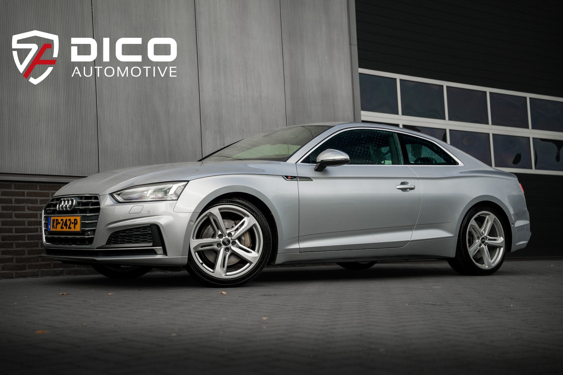Audi A5 Coupé 2.0 TFSI 252 pk Quattro Sport Pro Line S-Line, Auto's, Automaat, Gebruikt, 4 cilinders, 4 stoelen