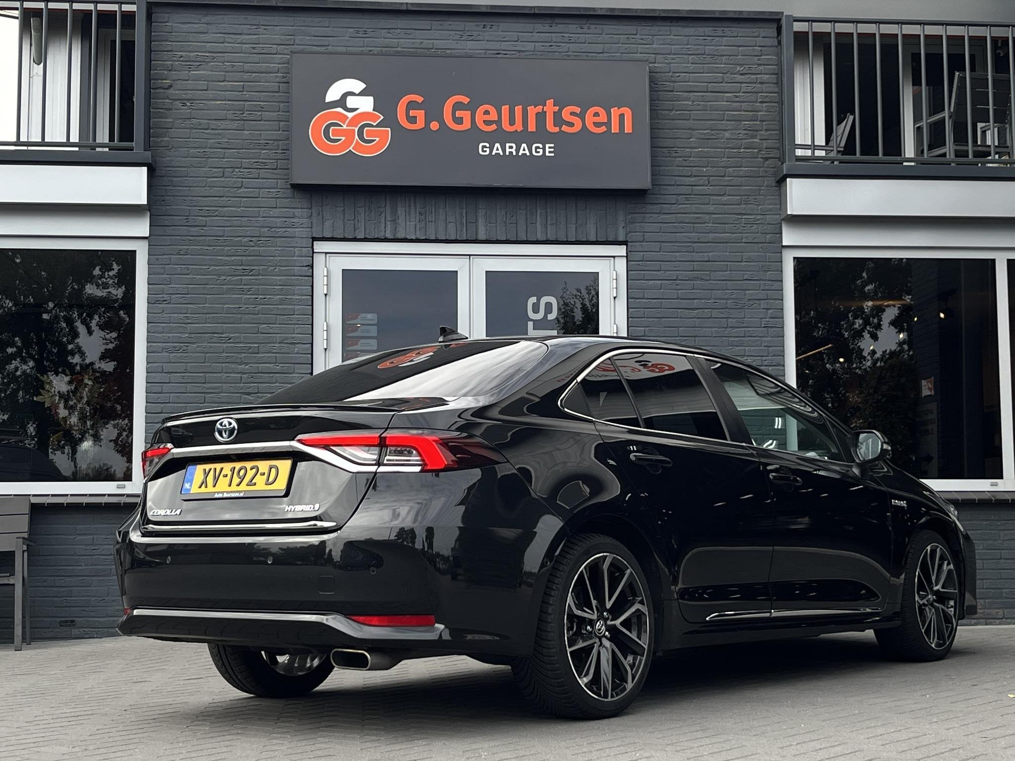 Toyota Corolla 1.8 Hybrid Executive HUD, Stoel/Stuurwiel ver, Auto's, Toyota, 450 kg, Gebruikt, 4 cilinders, Corolla