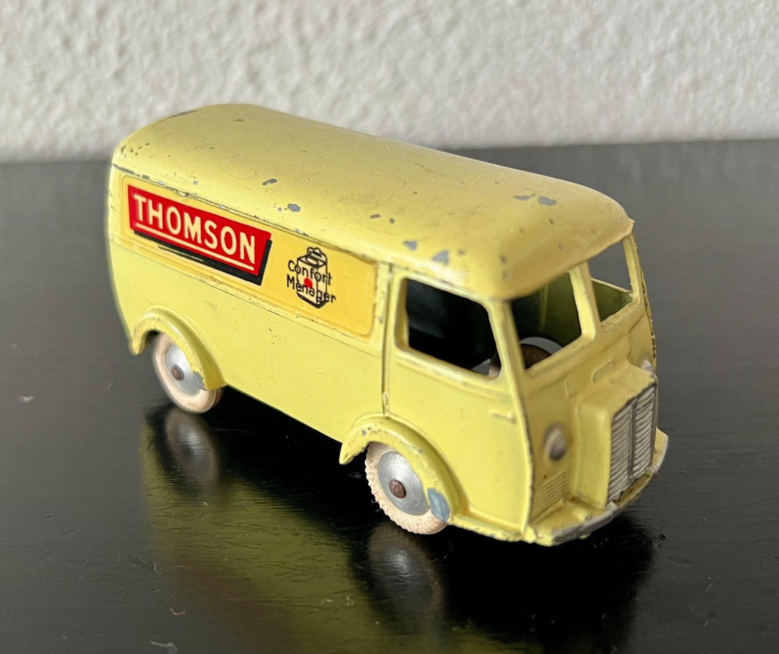 Quiralu 1950’s Peugeot d3a Thomson zeldzaam, Verzenden, Zo goed als nieuw, Auto, Overige merken