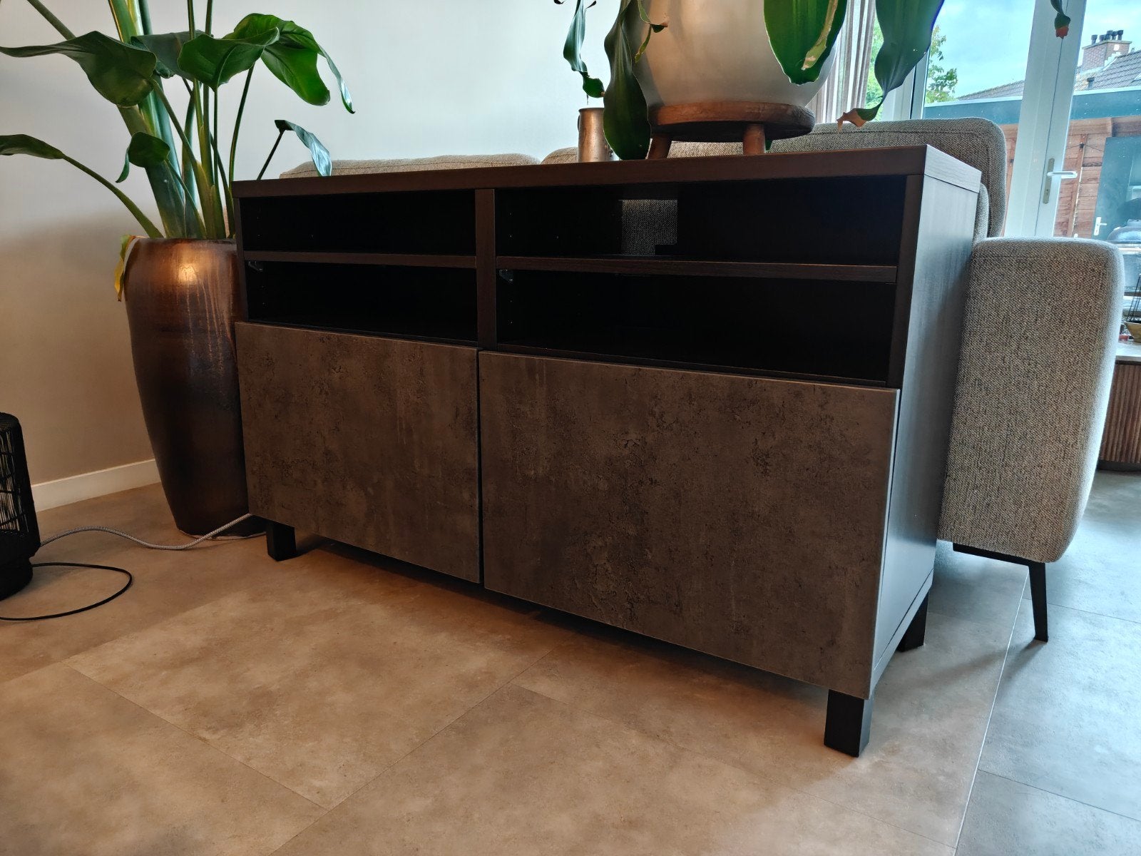IKEA TV meubel / TV kast 120x40x74 cm, Huis en Inrichting, Woonaccessoires | Cd- en Dvd-rekken, Ophalen, Gebruikt, Hout