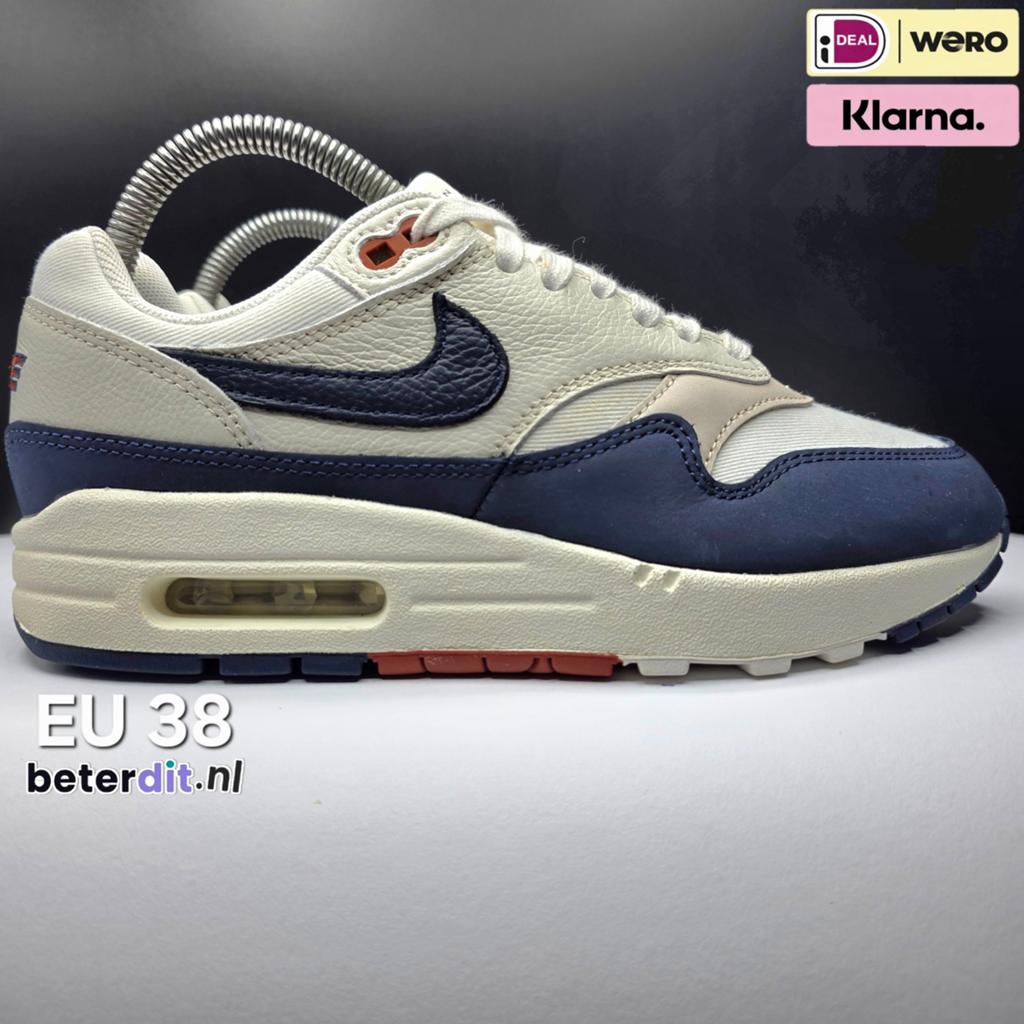 Nike Air Max 1 LX 'Obsidian Light Orewood Brown'
Maat: 38, Kleding | Dames, Schoenen, Ophalen of Verzenden, Nike, Nike, Nike air max