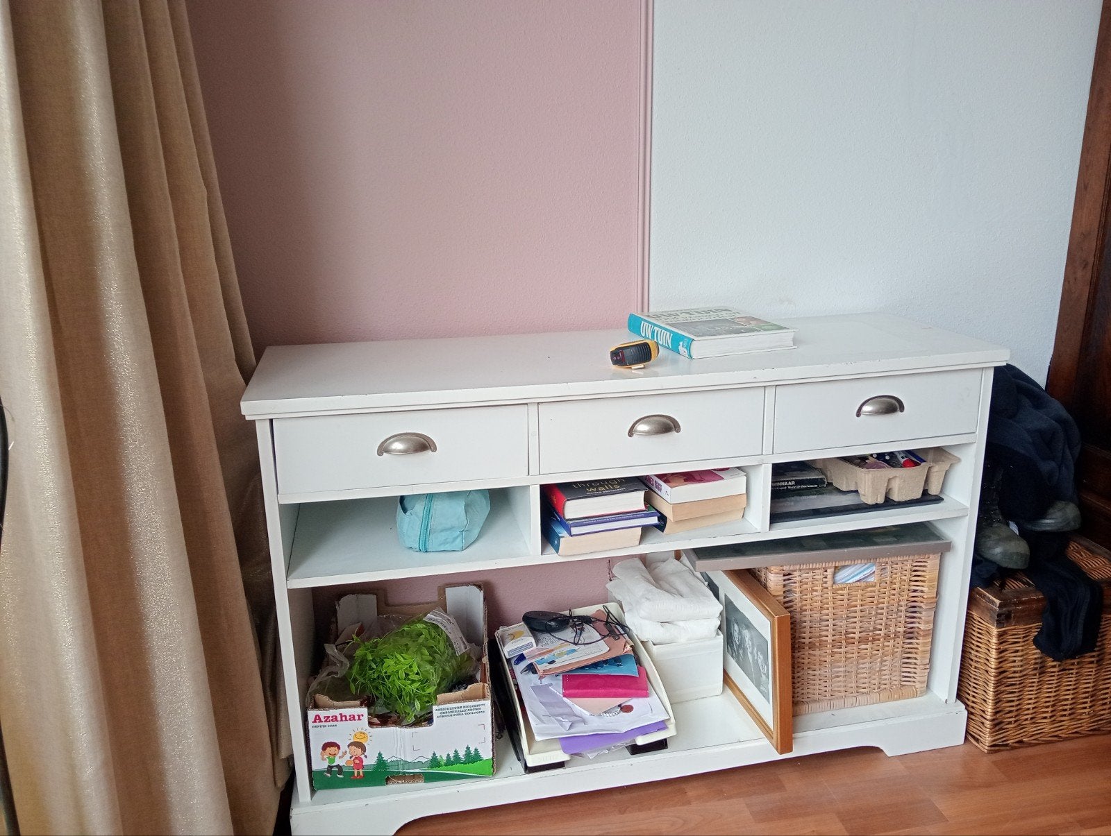 Gebruikte witte kast met lades en planken, Huis en Inrichting, Kasten | Dressoirs, Met plank(en), Gebruikt, 100 tot 150 cm, Praktisch en functioneel