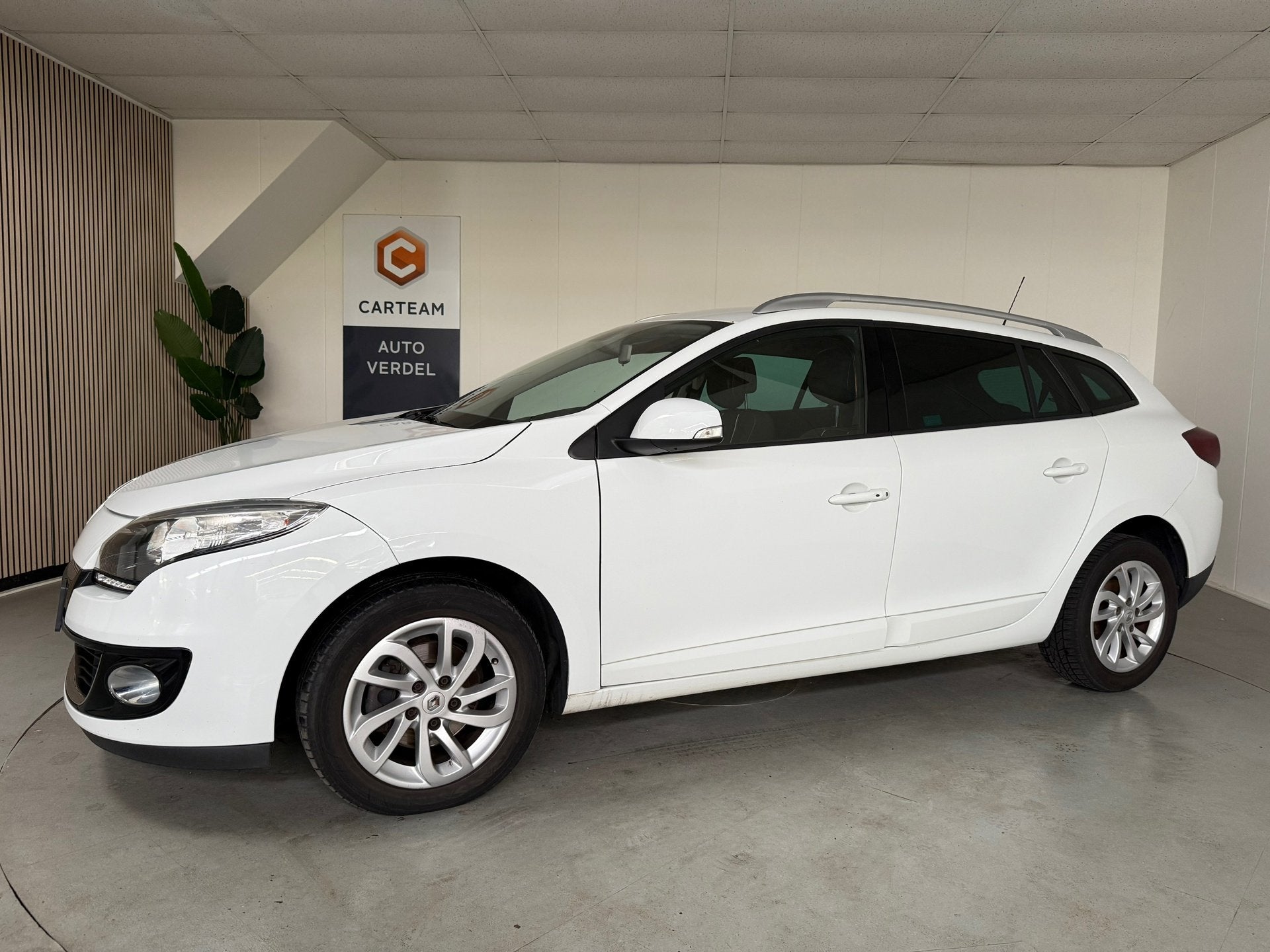 Renault Mégane Estate 1.2 TCe Expression Airco, LMV, Motor, Auto's, Euro 5, Gebruikt, 4 cilinders, 116 pk