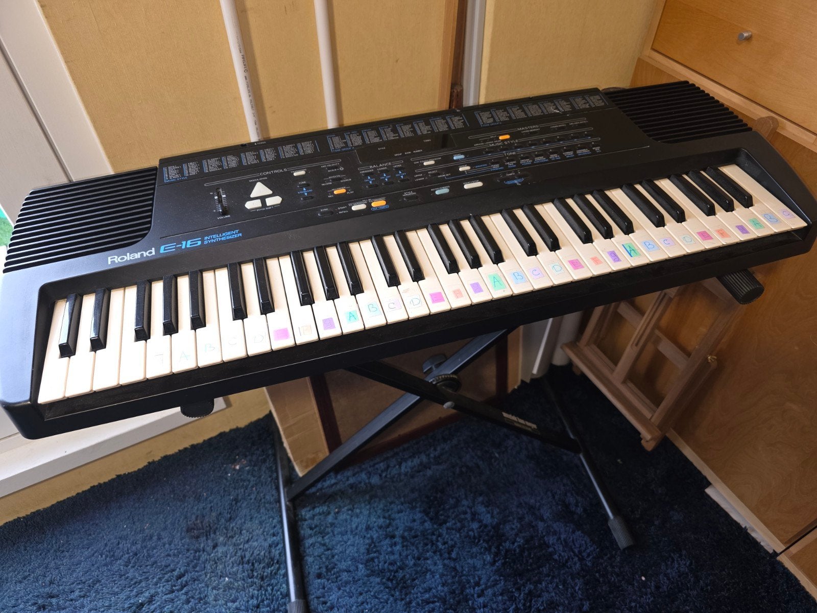 Roland E-16 Intelligent Synthesizer Keyboard, Muziek en Instrumenten, Keyboards, Gebruikt, Roland, Midi-aansluiting, Ophalen
