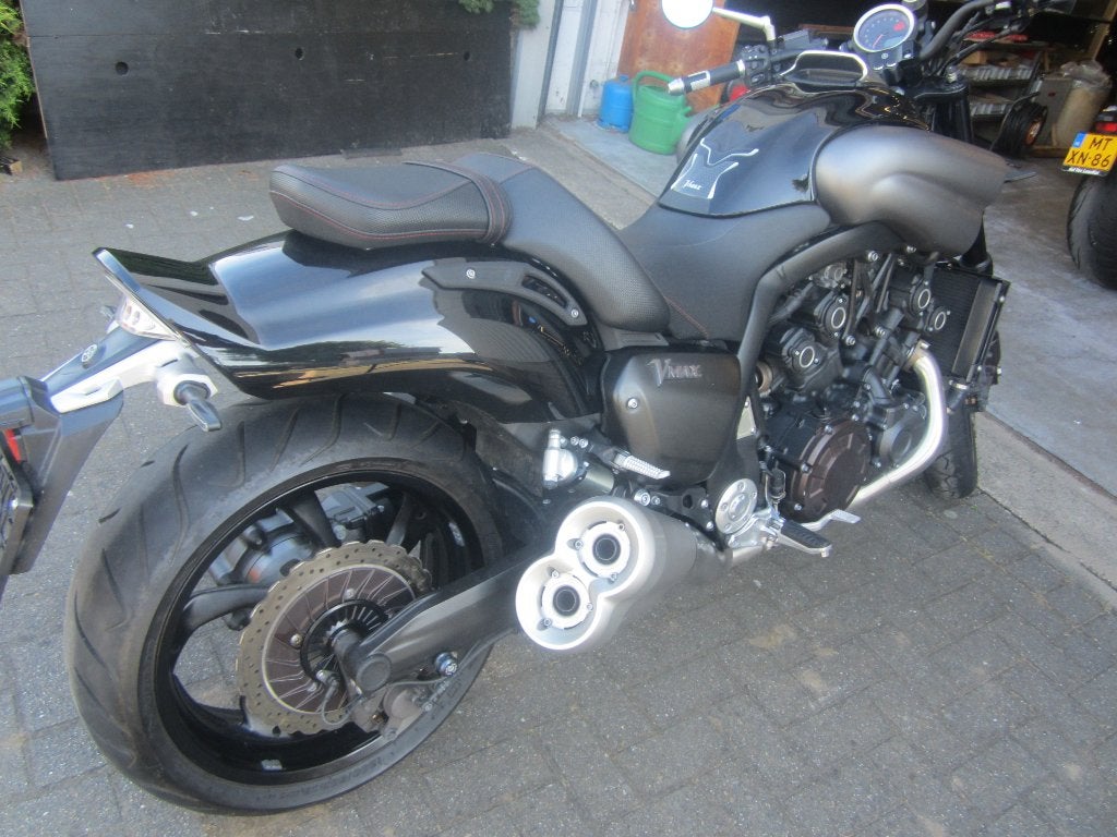 v-max 1700, Occasion, 4 cilinders, Bedrijf, Meer dan 35 kW