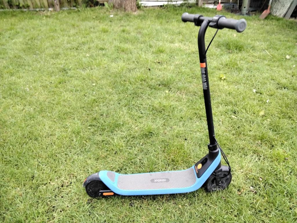 Zo goed als nieuwe elektrische step - Segway Ninebot, Ophalen of Verzenden, Zo goed als nieuw, Elektrische step (E-scooter), Segway Ninebot
