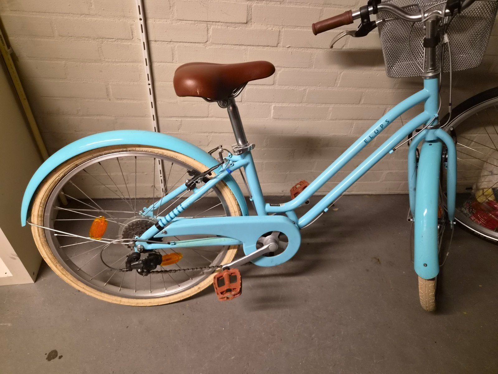 Meisjes Stadsfiets met mandje 24inch, Gebruikt, Velgrem, Versnellingen, 50 tot 53 cm