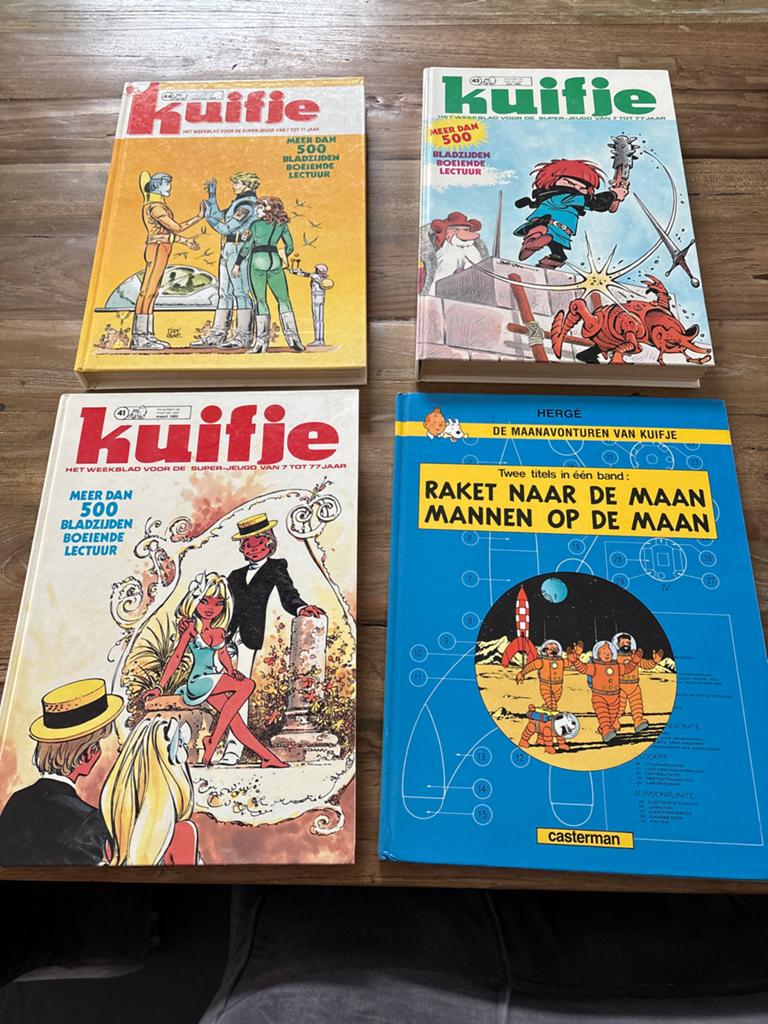 Kuifje en Hergé stripboeken - 4 stuks, Meerdere stripboeken, Ophalen of Verzenden, Gelezen