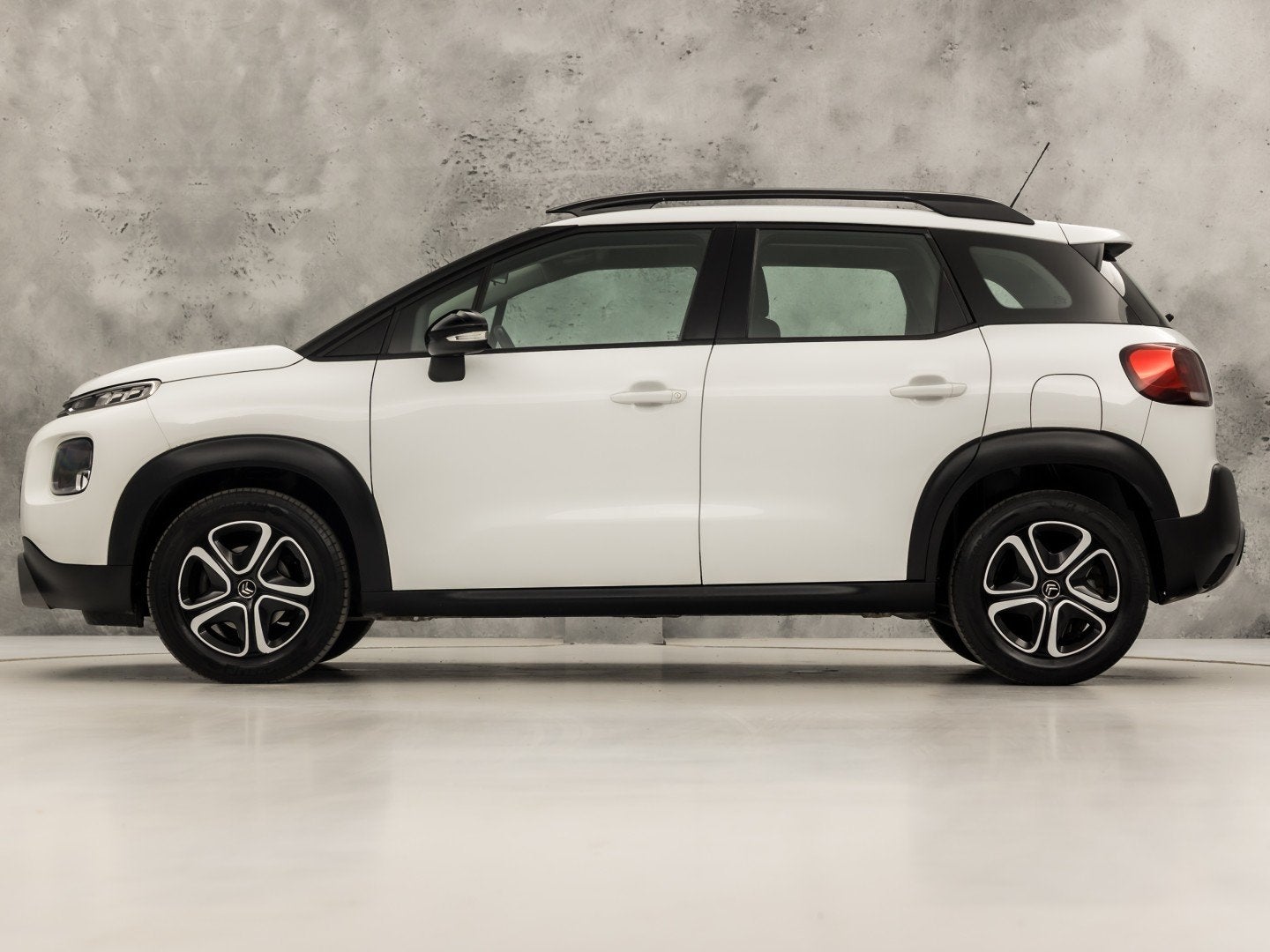 Citroën C3 Aircross 1.2 PureTech S&S Sport 110Pk (APPLE CAR, Voorwielaandrijving, 12 maanden, Gebruikt, 1199 cc